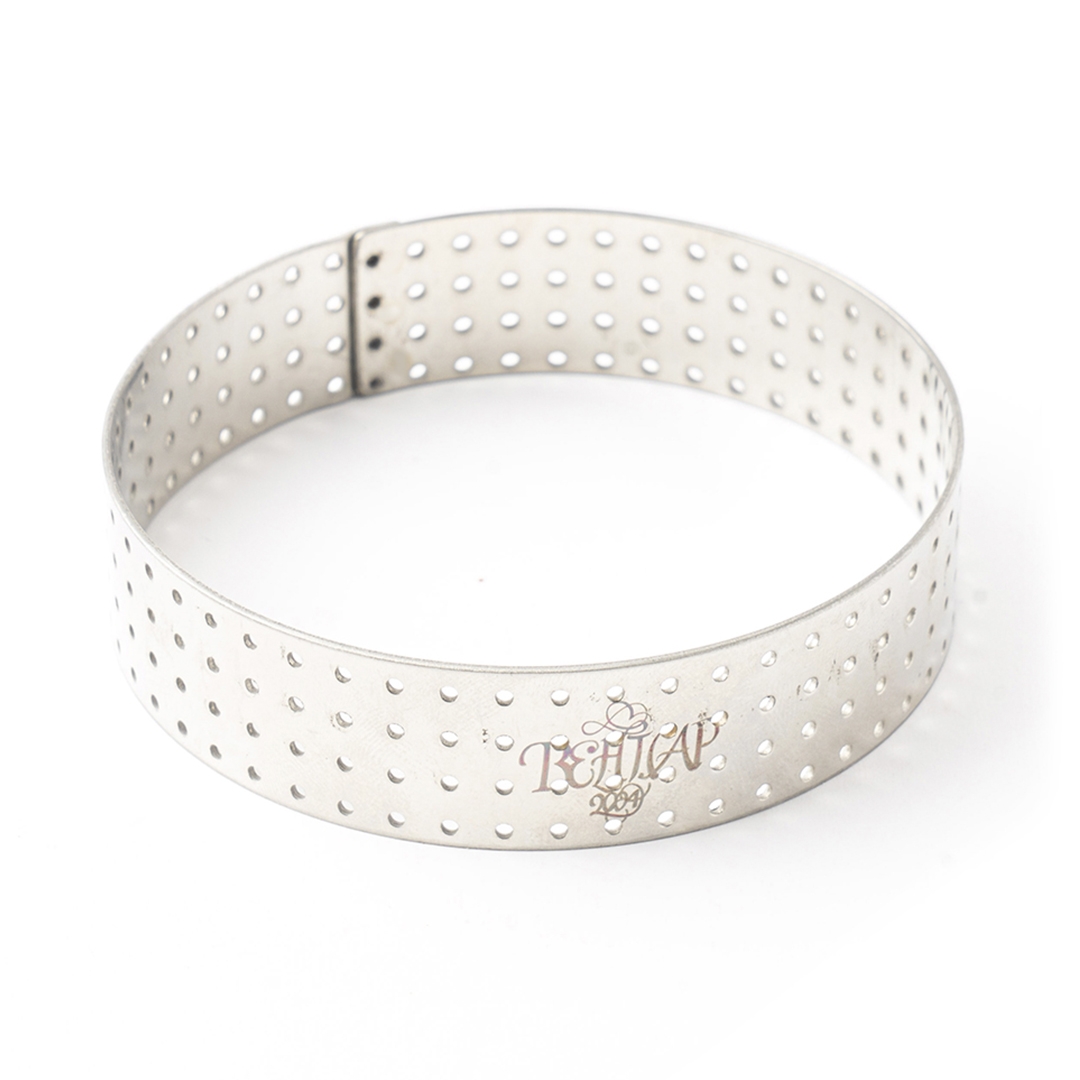 Форма металлическая кольцо с мелкой перфорацией 8х2 см, Вентсар  | Фото — Магазин Andy Chef  1