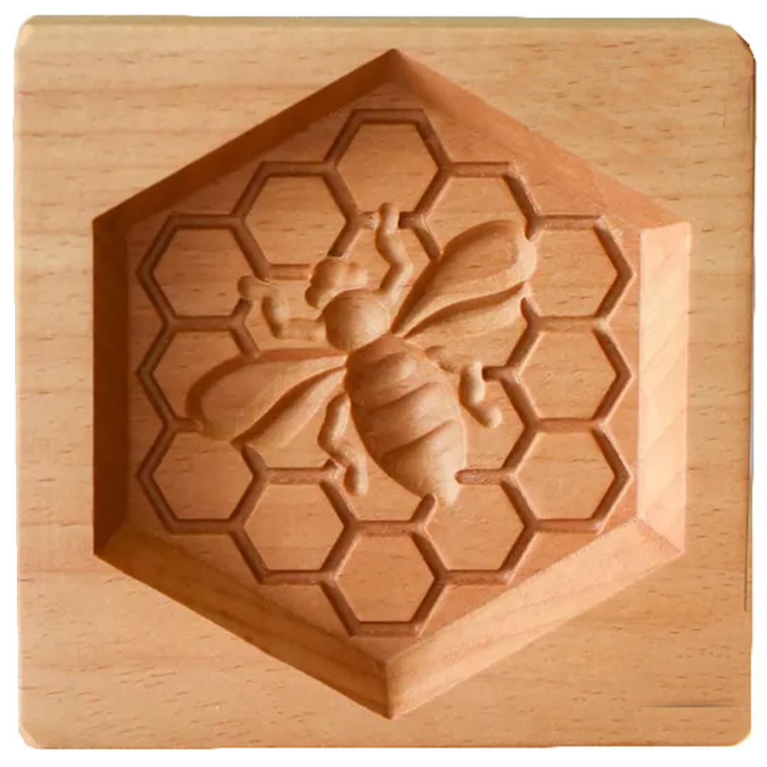 Доска для пряника «Пчела на сотах» 8х8,5 см  | Фото — Магазин Andy Chef  1