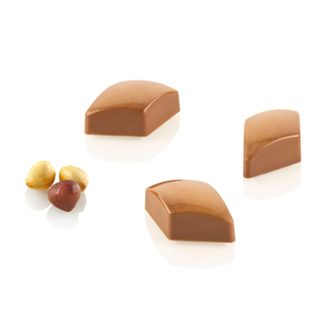 Форма для шоколада тритановая «Ромб» Gemma-P, 24 ячейки, Silikomart, Италия  | Фото — Магазин Andy Chef  1