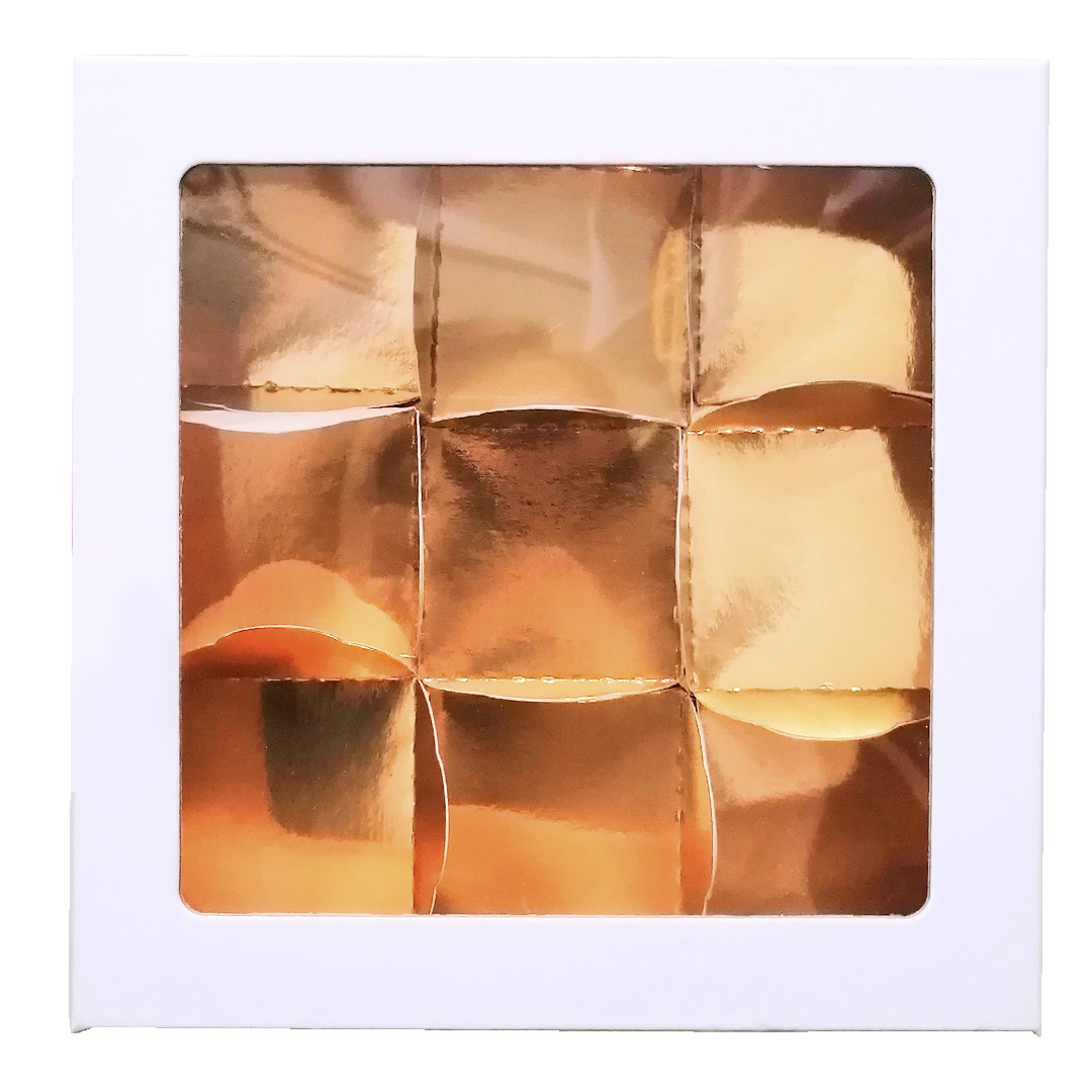 Коробка для 9 моти Премиум Белая/Золото 18х18х4,5 см  | Фото — Магазин Andy Chef  1