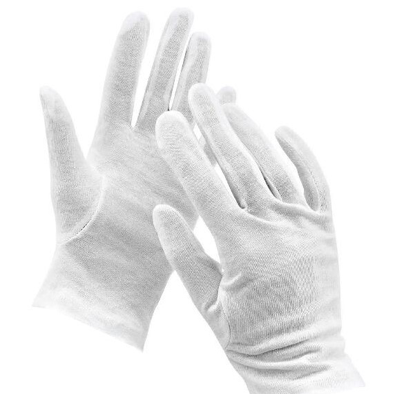 Тренд: перчатки и украшения